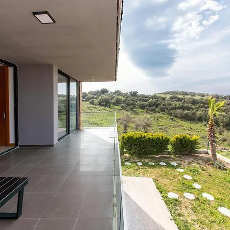 Apartment Gorgeous Flat With Nature View In Milas *