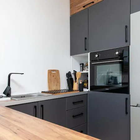 Gorgeous Flat With Nature View In Milas Apartment *